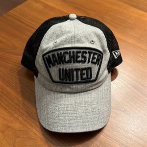 Manchester United Trucker mesh hat. Adjustable.